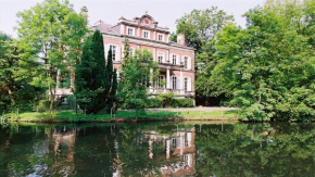 Отель Le Château de Philiomel  Лийе